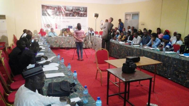 Dialogue entre jeune et institution a Niamey2