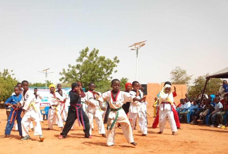 enfants sos taekwondo