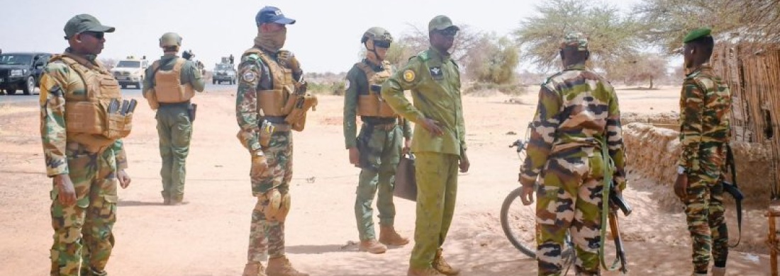 Nouvelle attaque de l’aéroport de Niamey : 11 soldats et 2 civils tués, 22 assaillants neutralisés et 20 suspects interpellés (Ministère de la Défense)