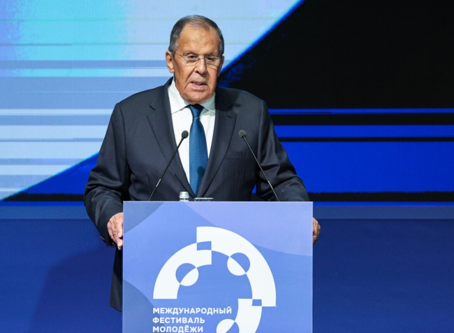 Sergueï Lavrov à Ekaterinbourg : Moscou dénonce les politiques occidentales et défend un ordre mondial multipolaire