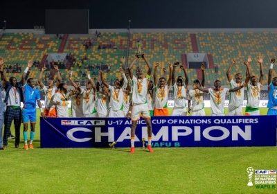 Sports-Football : accueil triomphal à Niamey pour le Mena Cadet, vainqueur du trophée UFOA-B de la CAF