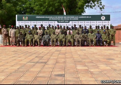 Défense : fin de formation pour les officiers stagiaires de la 2e promotion de l’École de Guerre de l’EMS de Niamey