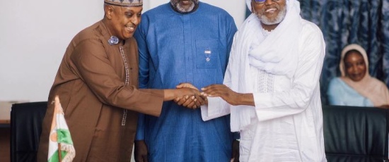 Ministère de la Refondation et des valeurs sociales : Cheick Ben Salah Hamouda passe le relais à Abdourahamane Oumarou