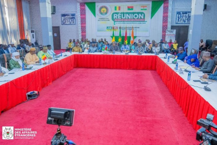 Consultations AES-CEDEAO: le comité confédéral des d'expert accorde ses violons avant les négociations de Dakar