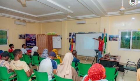 Niger–Russie : à Niamey, les cours de langue russe de l’ONG EMMNR continuent de séduire les apprenants