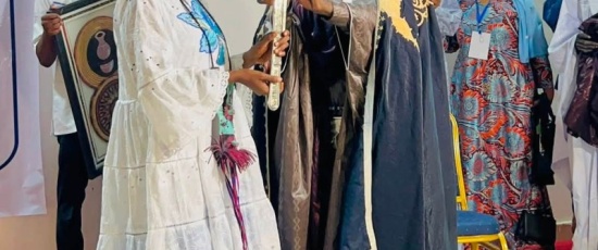 Clôture du FONAF 2026 : la promotrice Mayaki Hadiza Maiga honorée du titre « Tambara de l’Aïr » pour son engagement en faveur des femmes et des jeunes