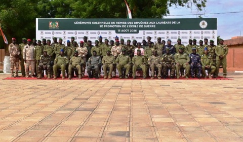 Défense : fin de formation pour les officiers stagiaires de la 2e promotion de l’École de Guerre de l’EMS de Niamey