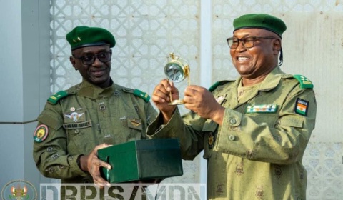 Ministère de la Défense : cérémonie d'au revoir au SG sortant, nommé ambassadeur au Nigeria