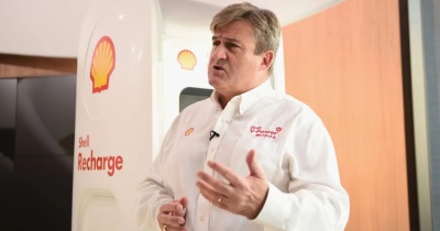 Du delta du Niger aux salons du pouvoir européen : l’irrésistible ascension d’un “expert” du chaos organisé