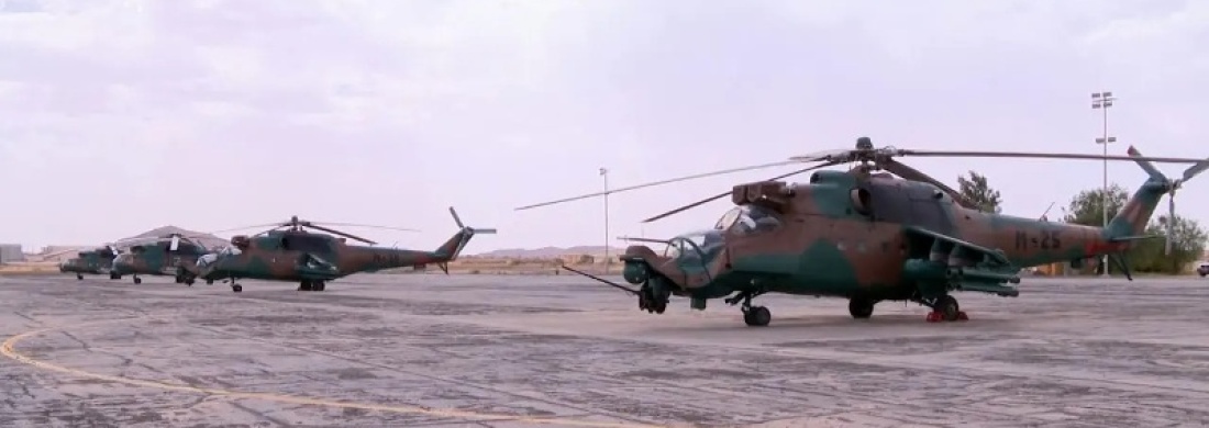 Coopération militaire : l’Algérie offre 4 hélicoptères et du matériel militaire aux forces nigériennes
