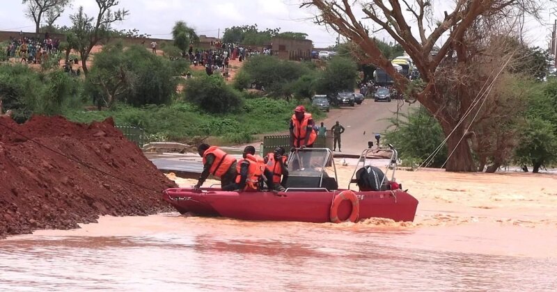 route coupee inondations Niamey