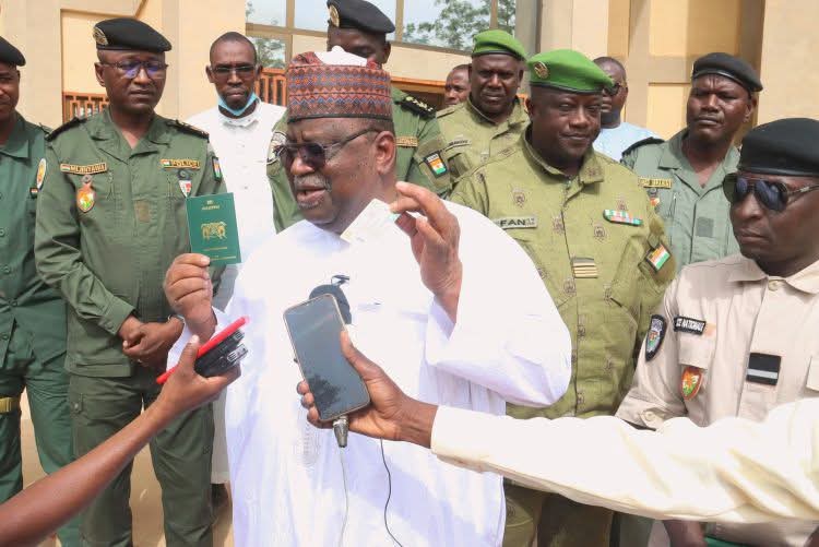 Ayouba Abdourahmane Harmonisation documents voyage