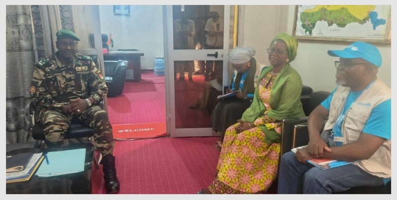 Djanabou Mahonde et Gouv Diffa