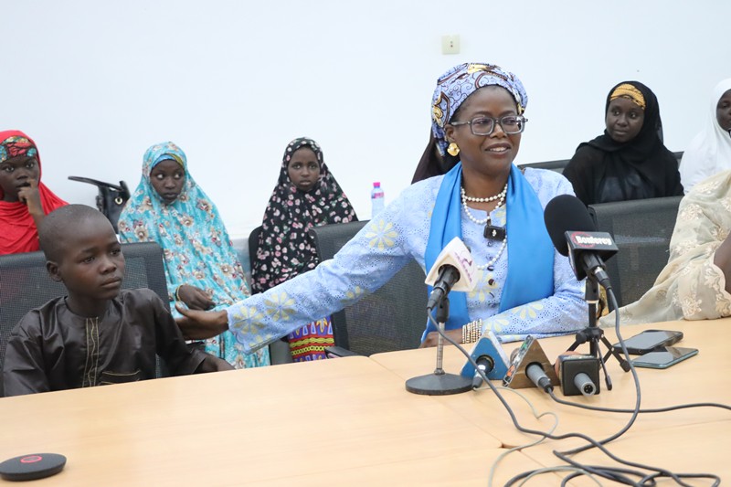 Enfants recu Bureau Unicef BIS5