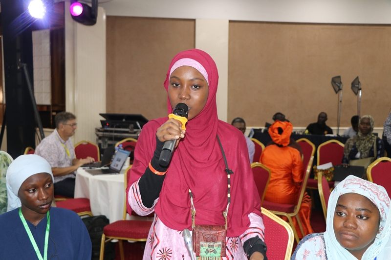 Filles Nigeriennes Sommet jeunes Filles Dakar