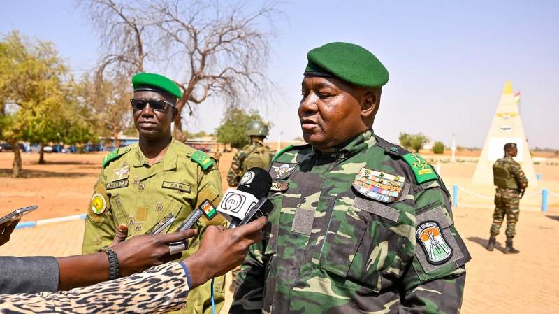 Tiani Mody Base aerienne