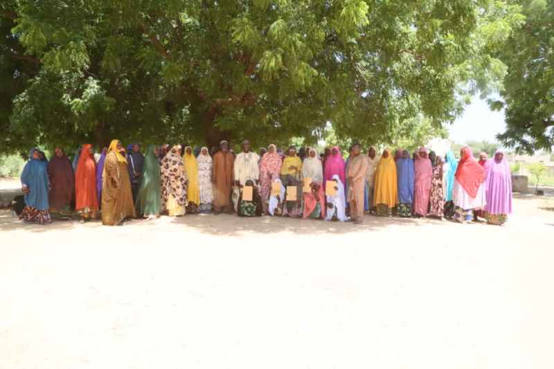 groupe de femmes beneficiant formation paix et cohesion sociale