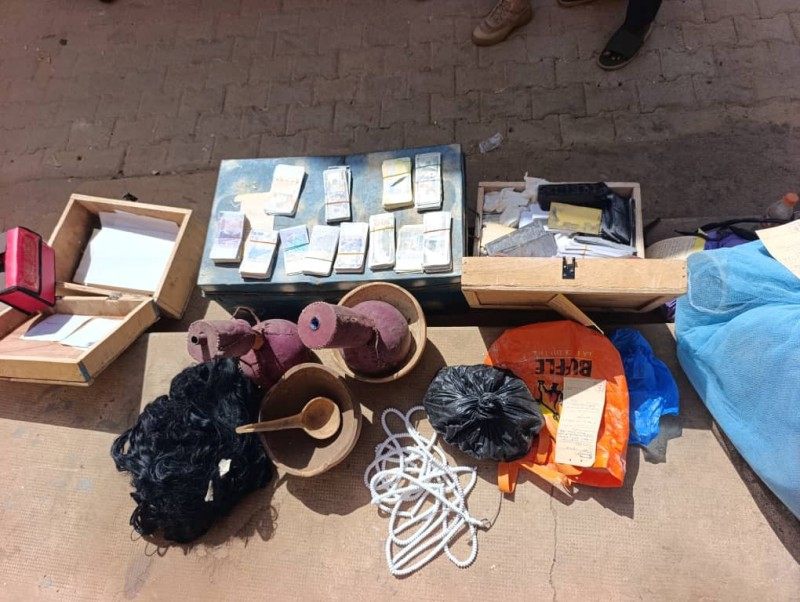 materiels saisis sur les faux marabouts demanteles PJ