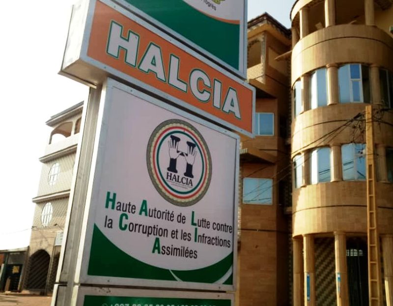Halcia siege