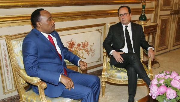Mahamadou Issoufou et Francois Hollande a Paris 02-06-2015