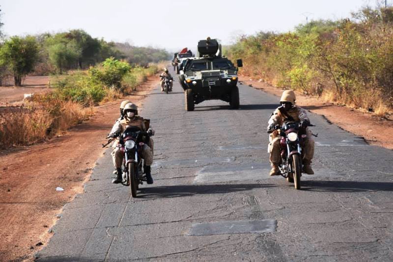Soldats Burkinabe en action