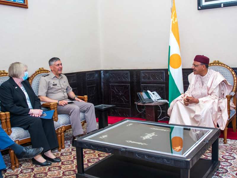 Stephen J. Townsend visite Presidence Niger