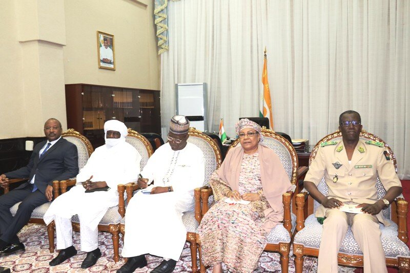 Visite ministres Francais Presidence Niger BIS
