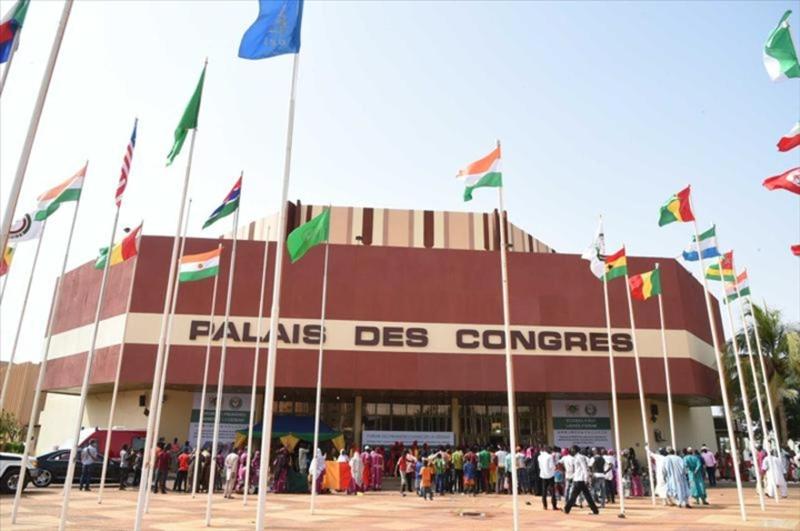 Palais de congres Niamey mitchell