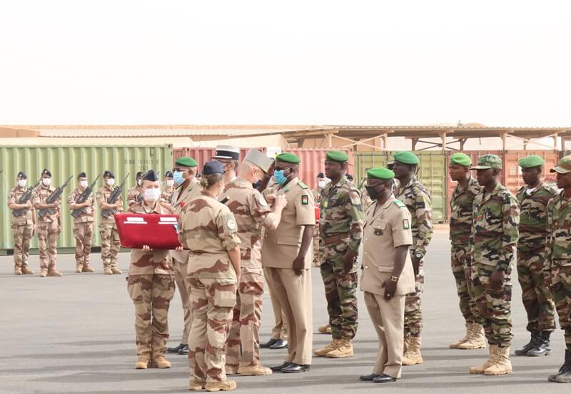 decorations soldats nigeriens operation bourrasque BIS