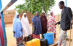 Maradi : quand l'eau, les greniers communautaires et l'éducation des filles transforment le Sahel [Reportage]