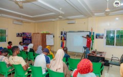 Niger–Russie : à Niamey, les cours de langue russe de l’ONG EMMNR continuent de séduire les apprenants