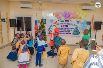 Nouvel An 2026 : l’ONG Ensemble Main dans la Main Niger–Russie offre un moment de joie aux enfants à Niamey