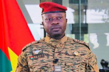 Burkina Faso : l’ancien chef de la transition, lieutenant-Colonel Paul Henri Sandaogo Damiba et 15 officiers radiés des Forces Armées