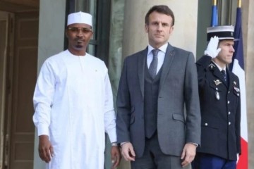 Déby lancera un ultimatum à Macron pour réduire les troupes françaises au Tchad (Par Abakar Saleh)