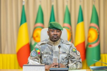 Mali : libération de 82 militaires otages du JNIM/FLA et grâce présidentielle pour l’espion français Yann Vézilier