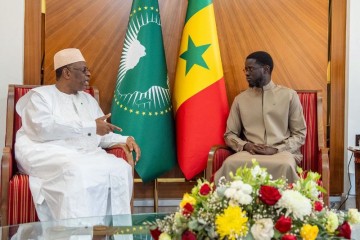 Sénégal : Macky Sall obtient enfin le soutien de son pays à sa candidature aux Nations unies, sur fond de poker politique à Dakar