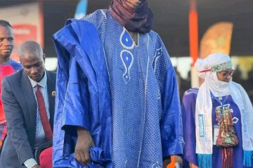 Sabre national de lutte traditionnelle 2025 : Tahoua triomphe à domicile, Noura Hassane sacré roi de l’arène