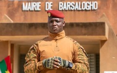 Burkina Faso : le Président Traoré renforce la lutte contre le terrorisme et protège les richesses nationales