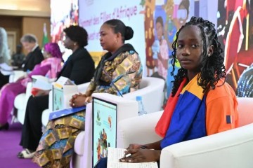 « Les droits des filles ne peuvent pas attendre » – Les filles d’Afrique de l’Ouest et du Centre exigent des actions concrètes de la part des dirigeants (COMMUNIQUÉ DE PRESSE) 