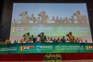 Collège des Chefs d’Etat de l’Alliance des Etats du Sahel : les grandes décisions du premier Sommet de Niamey