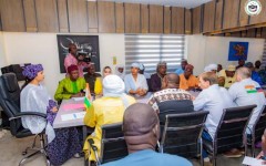 Niger : l’ONG Ensemble Main dans la Main Niger-Russie et la CMANI accompagnent les artisans vers la formalisation grâce à la carte professionnelle   