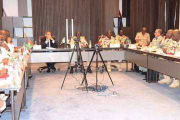 G5 Sahel : les Chefs d’Etats-majors Généraux et Chefs d’Etats-majors des armées des pays membres en conclave à Niamey pour définir la nouvelle configuration de la force conjointe