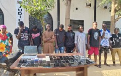 Zinder : trois réseaux de malfaiteurs démantelés, dix personnes interpellées et des dizaines de téléphones saisis