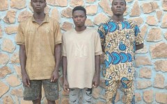 Cybercriminalité : trois suspects arrêtés dans une escroquerie en ligne de 7 millions de FCFA usurpant l’identité du Directeur général des Douanes