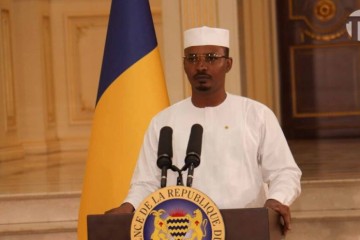 Mahamat Idriss Déby Itno réplique fermement à Emmanuel Macron, dénonçant son mépris envers l’Afrique et affirmant qu’il se trompe d’époque